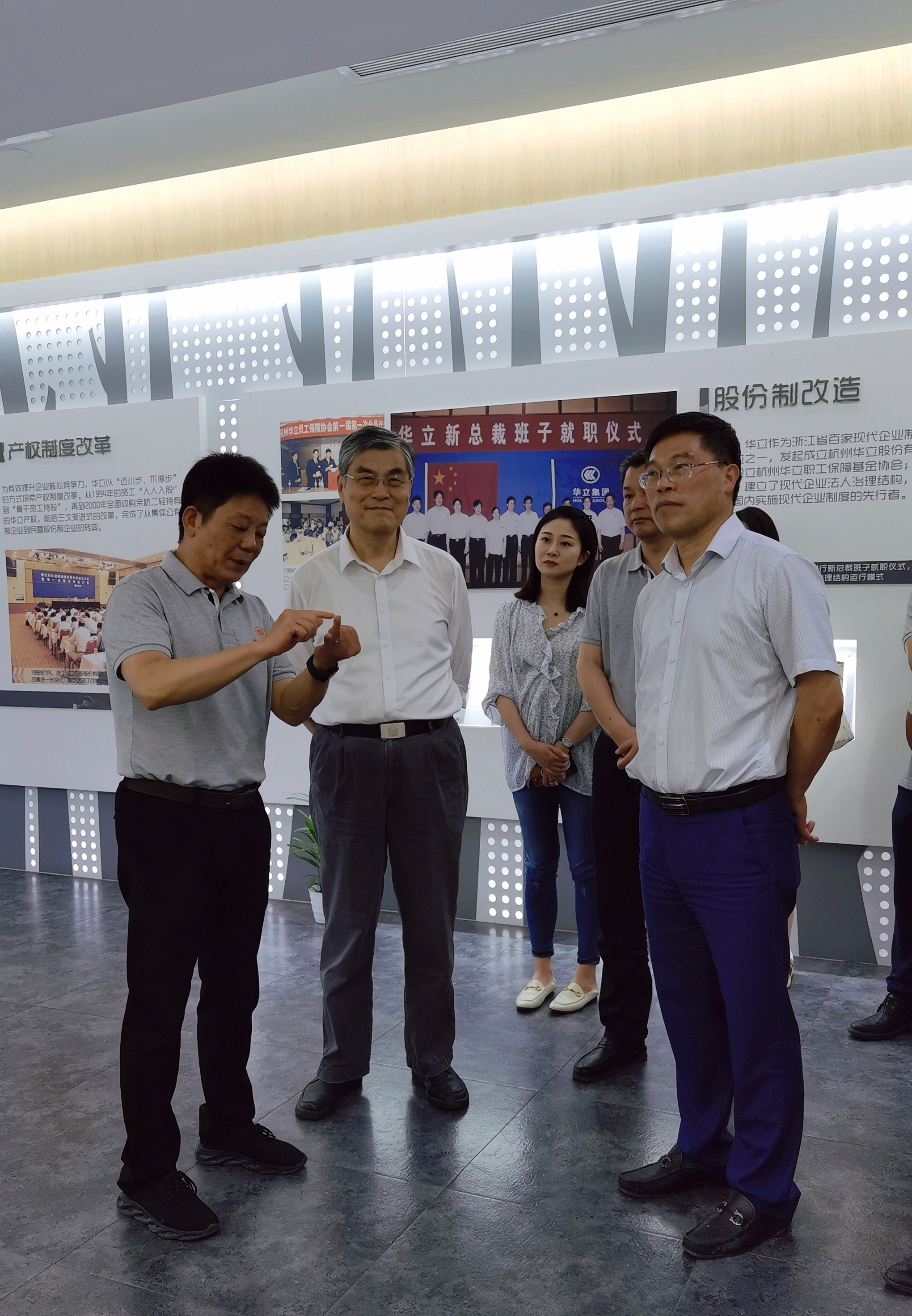 1760668704635509.jpg 621d0c5437922257b9c5d9fbb906d7be.jpg